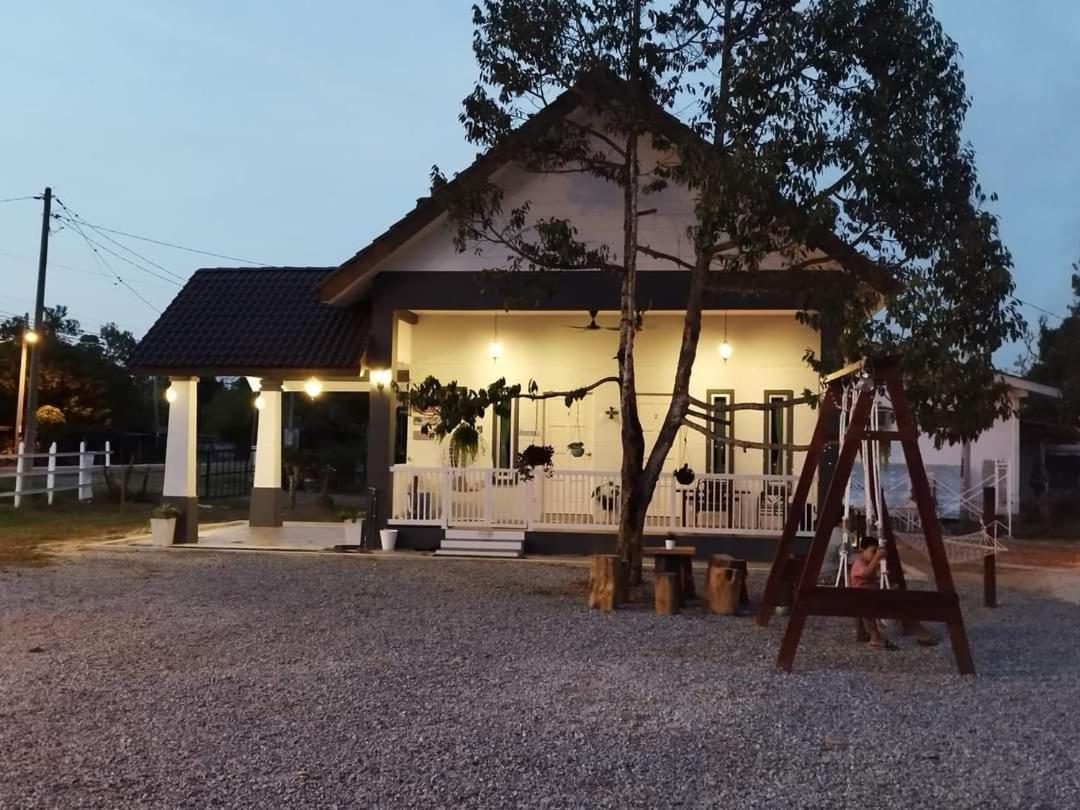 D'Lamar Homestay Pendang Extérieur photo